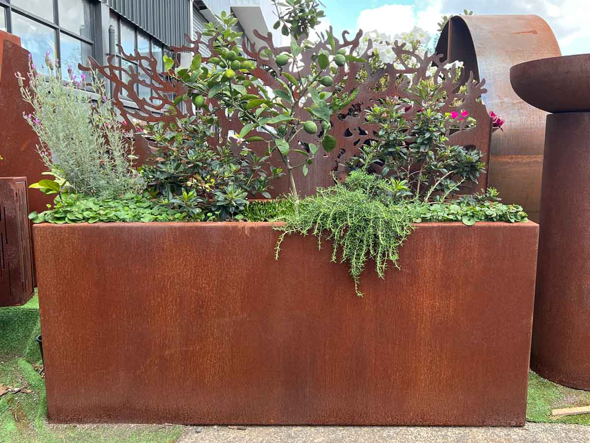 Sub-Irrigation Channel – Basic Kit by Wicking Beds NZ