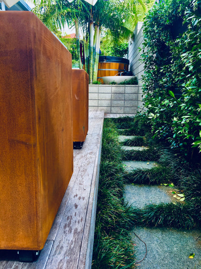 Corten Cube