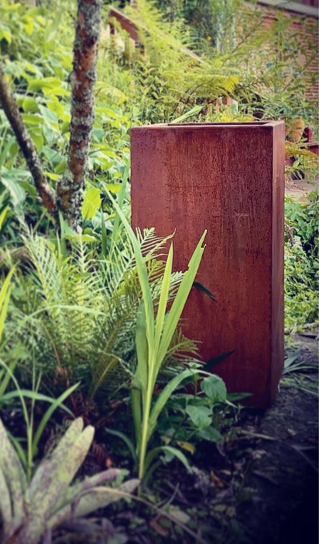 Corten Column 450